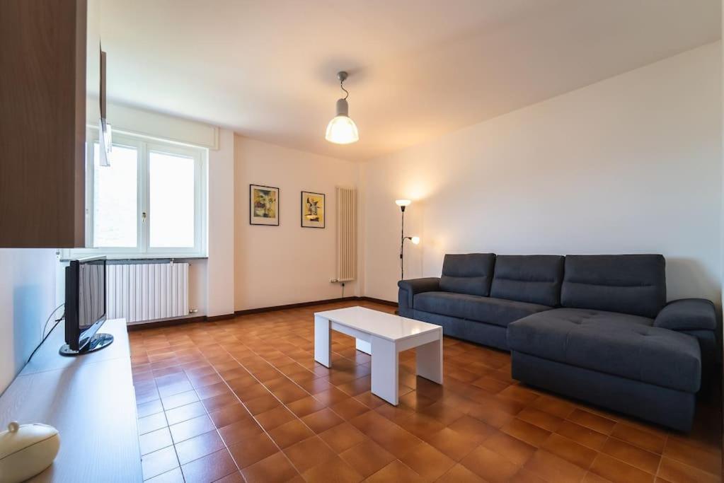 Casa Magnodeno Apartment Lecco Luaran gambar