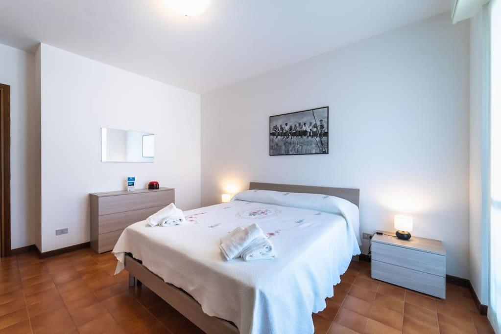Casa Magnodeno Apartment Lecco Luaran gambar