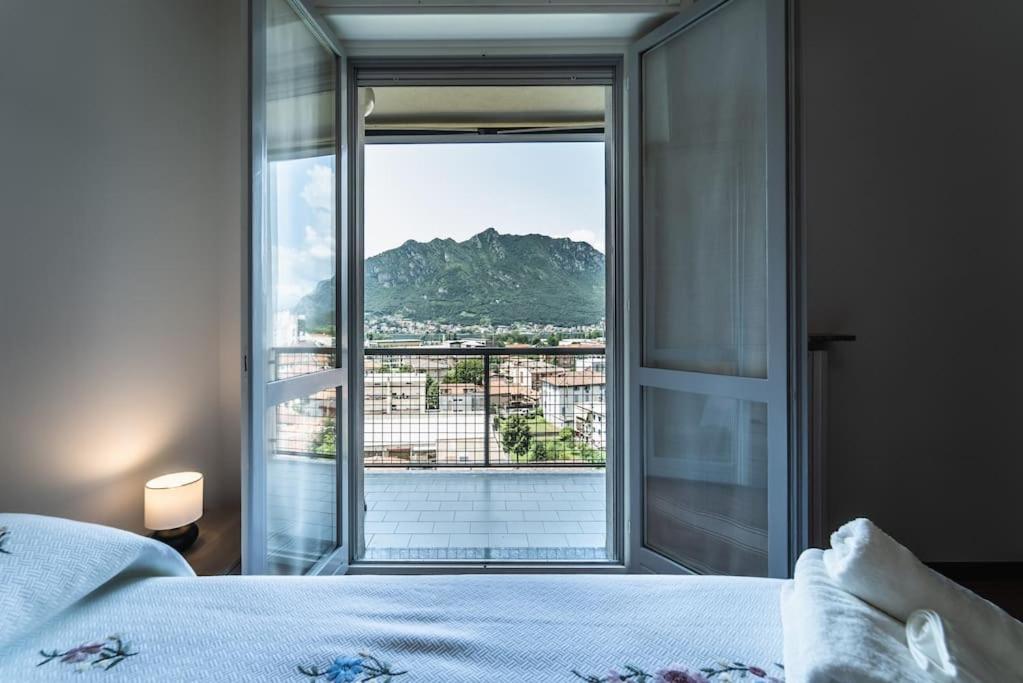 Casa Magnodeno Apartment Lecco Luaran gambar