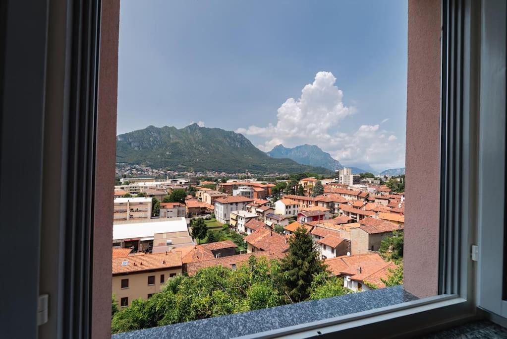 Casa Magnodeno Apartment Lecco Luaran gambar