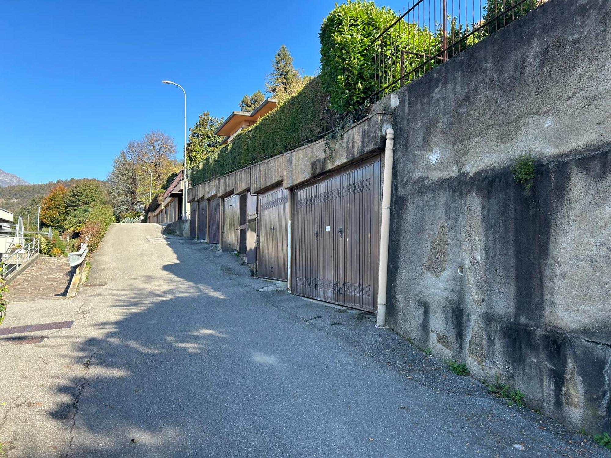 Casa Magnodeno Apartment Lecco Luaran gambar
